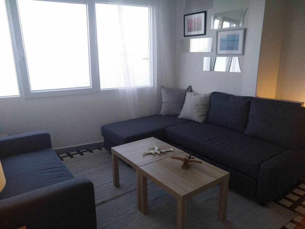 Apartamento Frente Al Mar Playa De Coroso Ribeira Ngoại thất bức ảnh
